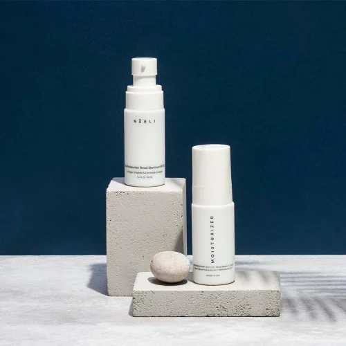 Vista 6 de NAELI Hidratante facial con SPF 30, crema antienvejecimiento de colágeno y péptidos, reduce las arrugas, hidratación ligera de la piel con ácido