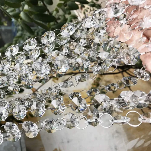 Vista 3 de Beebel - Cuentas de araña de cristal transparente de 19.7 pies, guirnalda de cadena de lámpara para candelabro, prisma, octágono, cadena para boda