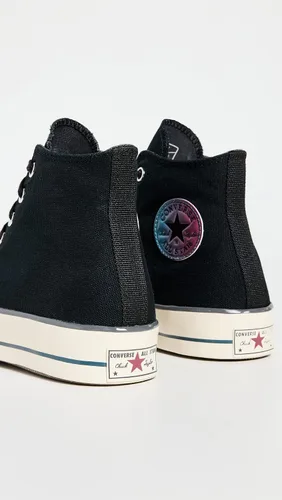 Vista 3 de Converse Chuck 70 Color Fade Tenis para hombre