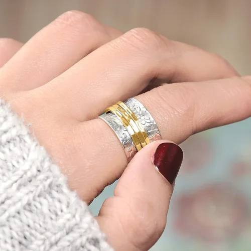 Vista 5 de Boho-Magic Anillo giratorio de plata de ley 925 con flores para mujer con 3 anillos antiestrés de latón de banda ancha