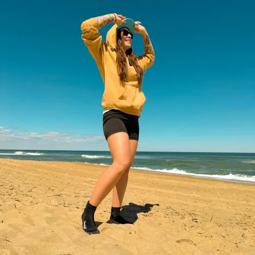 Vista 6 de ShocSox Calcetines de voleibol de playa y fútbol de arena, suela garantizada sin agujeros para una máxima protección