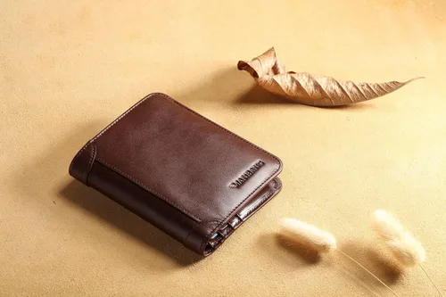 Vista 6 de Cartera de auténtica piel vacuna italiana con capacidad extra, doble pliegue, para hombre.