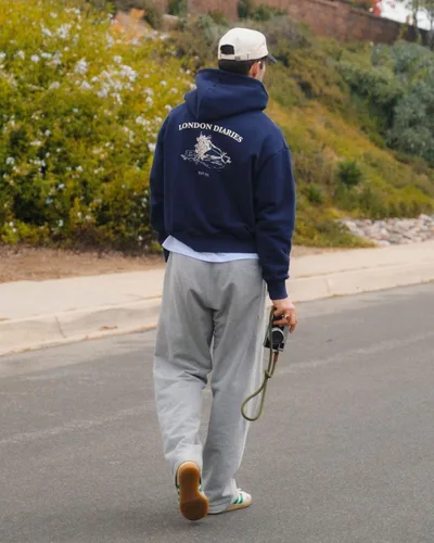 Vista 4 de Deyeek Pantalones deportivos ligeros para hombre, pantalones deportivos con parte inferior abierta para hombre, pierna recta, pantalones