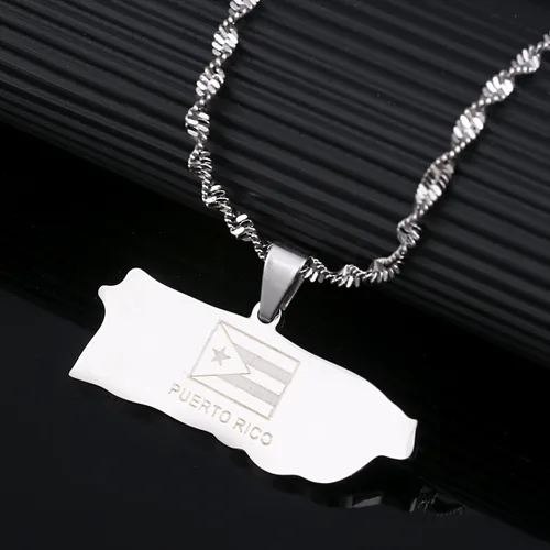 Vista 2 de Collar colgante de mapa de Puerto Rico de acero inoxidable con diseño de mapa de puertorriqueños