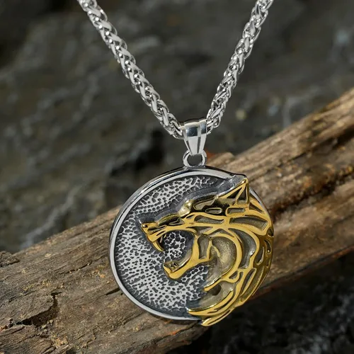 Vista 3 de GuoShuang Collar de lobo vikingo eslavo para hombre, joyería de medallón de acero inoxidable de regalo, Acero inoxidable, No es una piedra preciosa