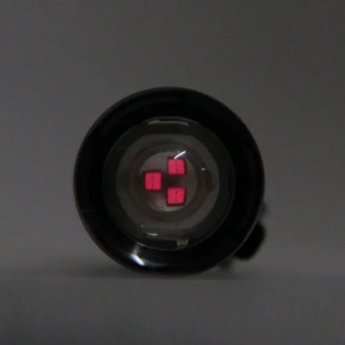 Vista 2 de Mini linterna de luz IR, 5 W 850 nm enfoque ajustable IR LED linterna linterna de luz infrarroja para visión nocturna, Coyote Hog Predator Caza AA
