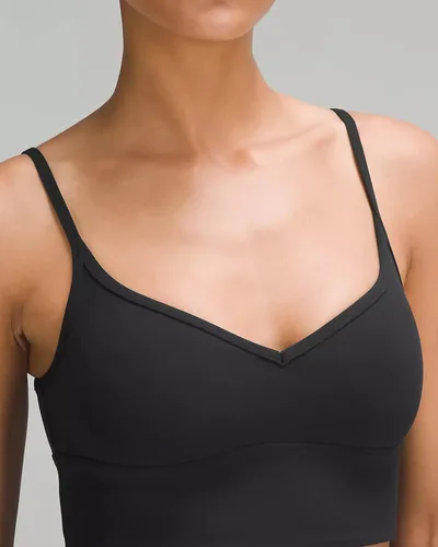 Vista 3 de QUEENIEKE Buttersoft - Brasier deportivo para mujer, con soporte ligero, copa AB, acolchado, espalda cruzada, de bajo impacto, tirantes delgados