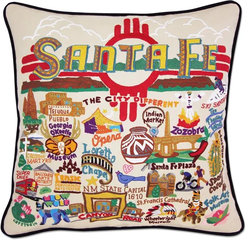 Vista 37 de Catstudio Portland (Oregon) - Almohada decorativa bordada