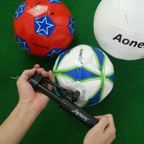 Vista 6 de Aoneky Mini bomba de mano para pelotas deportivas, bomba de aire portátil de 5.75 pulgadas con aguja segura para pelotas, bomba manual de 11 PSI