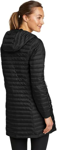 Vista 2 de Eddie Bauer Parka de plumón Microlight Traveler para mujer