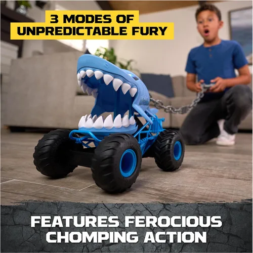Vista 3 de Monster Jam Chomping Megalodon RC Toy Monster Truck, 1:15 Scale