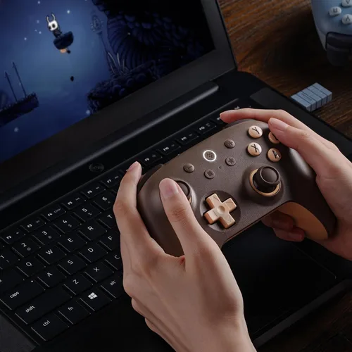 Vista 8 de 8Bitdo Ultimate 2C Wireless Controller for Windows PC and Android, with 1000Hz Polling Rate, Hall Effect Joysticks and Hall Triggers, and Remappable