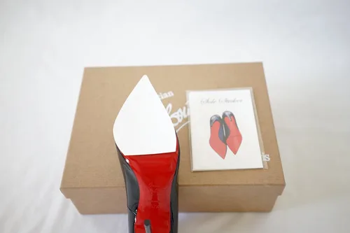 Vista 4 de Adhesivo de suela - Protector de suela 3M transparente para tacones Christian Louboutin