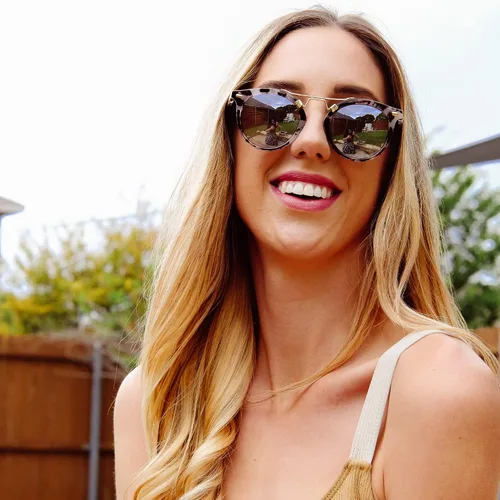 Vista 2 de LEMON GRASS Gafas de sol para mujer, estilo vintage, retro, redondas, espejadas, con borde con cuernos