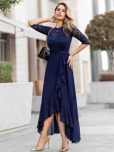 Vista 4 de Vestido largo de dama de honor con vuelos de encaje y cuello en V para mujer de MIUSOL
