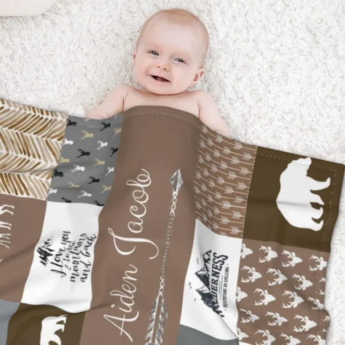 Vista 6 de Mantas de bebé personalizadas para niños y niñas, mantas de bosque personalizadas con nombre y sombrero, color rojo