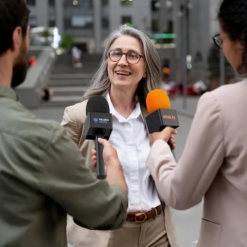 Vista 8 de TONOR Adaptador de mano para micrófono de entrevista, mango de micrófono inalámbrico para Lavalier, compatible con Rode, DJI y All Lav Mic, soporte