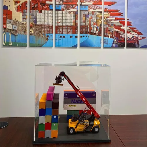 Vista 4 de Vitrina de acrílico transparente para casco Lego 43014 43022 Scuderia