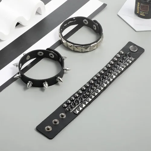 Vista 3 de Pulseras de cuero punk rock de Giantree, 3 piezas, pulseras tachonadas punk rock, brazalete de cuero con pinchos para hombres y mujeres, pulsera