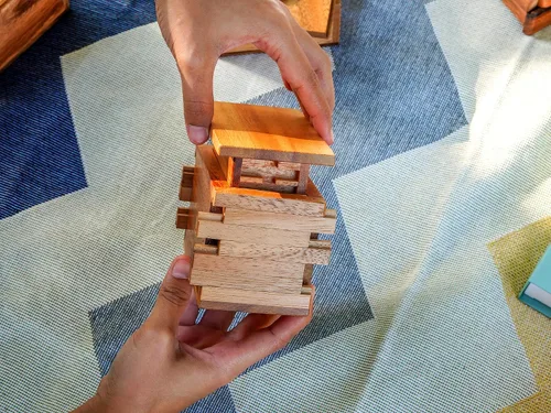 Vista 7 de BSIRI Caja de seguridad para rompecabezas, caja de rompecabezas secreta de madera con compartimentos ocultos, misterio ideal, caja de joyería