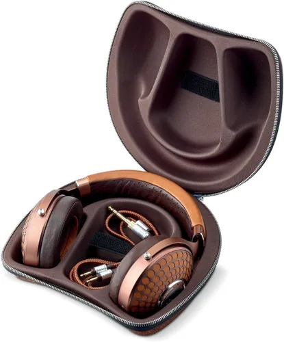 Vista 6 de Focal Stellia Audiophile Circum-aural Closed-Back Headphones for Home and On-the-Go Use with Carry Case