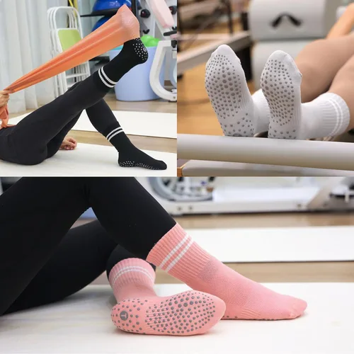 Vista 3 de Toes Home Calcetines de agarre para mujer, calcetines antideslizantes para pilates, yoga, calcetines para barre hospital, entrenamiento, calcetines