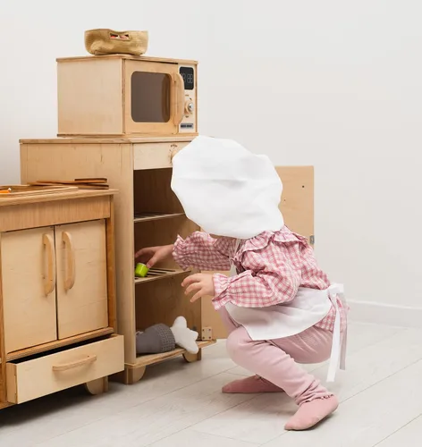 Vista 6 de Refrigerador de juguete de madera para niños pequeños, juguetes Montessori para niños, regalo para decoración de sala de juegos de 2º y 3º Nogal