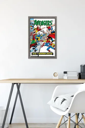 Vista 6 de Trends International Marvel Comics Avengers #70 - Póster de pared, 22.4 pulgadas de largo x 14.7 pulgadas, versión enmarcada en madera de granero