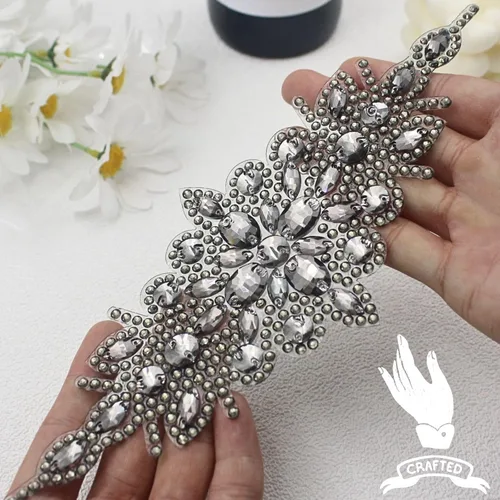 Vista 2 de PEARLY JUN 1 pieza de apliques de diamantes de imitación negros autoadhesivos, parches de cristal con adhesión térmica para ropa, adornos