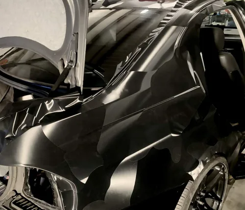 Vista 9 de VViViD+ 2020 Edition Black Stealth - Rollo de vinilo de camuflaje con patrón de tamaño grande para auto (1 pie x 5 pies), película autoadhesiva