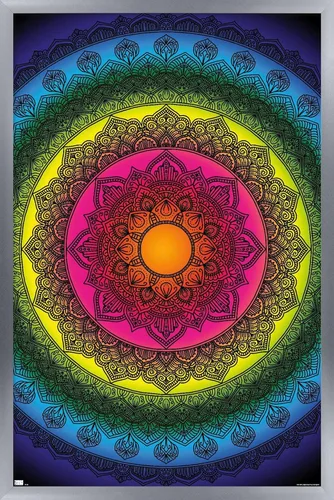 Vista 10 de Trends International Delyth Angharad - Póster de pared con mandalas arcoíris, 14.725 x 22.375 pulgadas, versión enmarcada de madera de granero
