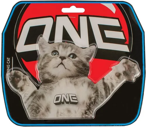 Vista 2 de One Mfg Flying Cat Almohadilla Antideslizante (Stomp Pad) para Snowboard 6" x 4" - Ligera, Antideslizante, Tracción