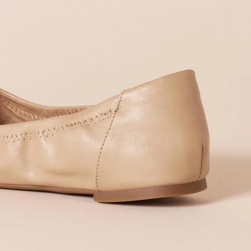 Vista 4 de Tienda Essentials Belice - Zapatos planos tipo bailarina para mujer