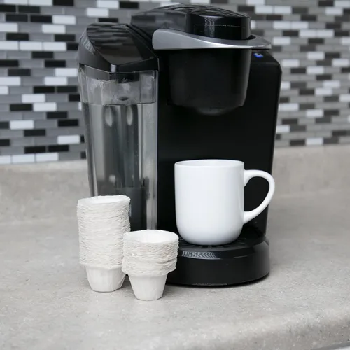 Vista 5 de Filtros desechables para uso en cafeteras Keurig® (paquete de 50) - Tazas simples - Usa tu propio café