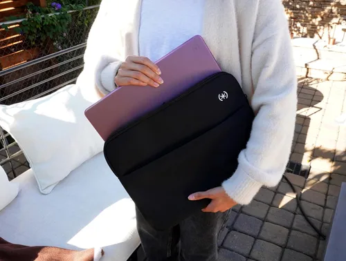 Vista 6 de Speck Transfer Pro-Pocket - Funda universal para laptop de 13 a 14 pulgadas con bolsillo frontal, funda protectora duradera para portátiles