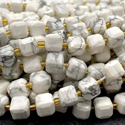 Vista 7 de ABCGEMS Cuentas de howlita blanca California (una técnica de corte revolucionaria aporta un aspecto más dinámico a un cubo tradicional) piedra