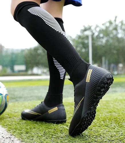 Vista 5 de Qzzsmy Tacos de fútbol para hombre y mujer, zapatos de fútbol profesionales FgAg de caña alta para interiores y exteriores, competición