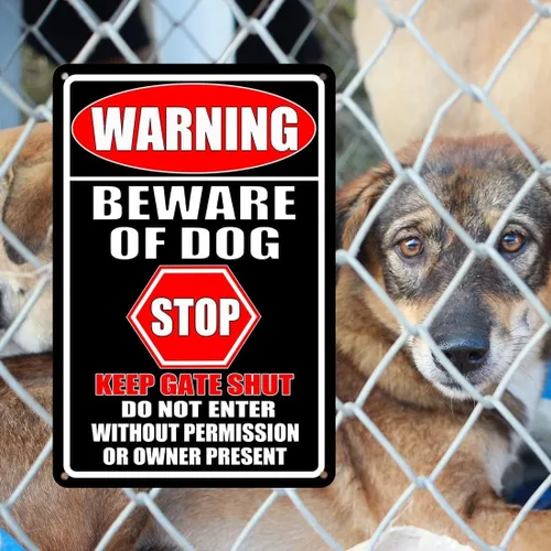Vista 3 de Letreros de metal con texto en inglés "Beware Of Dog" para valla (paquete de 2) letreros de metal para decoración de perros, advertencia de jardín