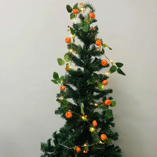 Vista 6 de Vid de mandarina con tira de luces LED, vid artificial de bayas de Kumquat de 6.6 ft, 1 cadena de 20 luces LED, funciona con pilas, decoración
