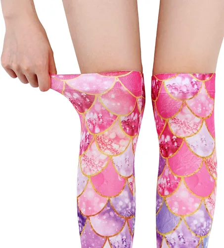 Vista 3 de Benefeet Sox Calcetines largos hasta la rodilla para mujeres y niñas, divertidos, sedosos, ligeros, con estampado 3D, para cosplay, medias locas
