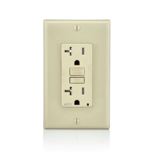 Vista 41 de Leviton SmartlockPro - Combinación GFCI de autocomprobación 15A con USB tipo A y tipo C en pared, cargador USB para teléfonos inteligentes y Blanco