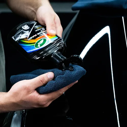 Vista 3 de Turtle Wax 52708 Color Magic Cera para Pintura de Coche Restaura Color y Brillo Negro 500 ml