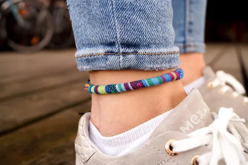 Vista 35 de Made by Nami Surfer Anklet for Men and Women Waterproof and Adjustable Surfer Ankle Bracelet String Ankle Bracelet Beach Accessory for Ethnic Hippie