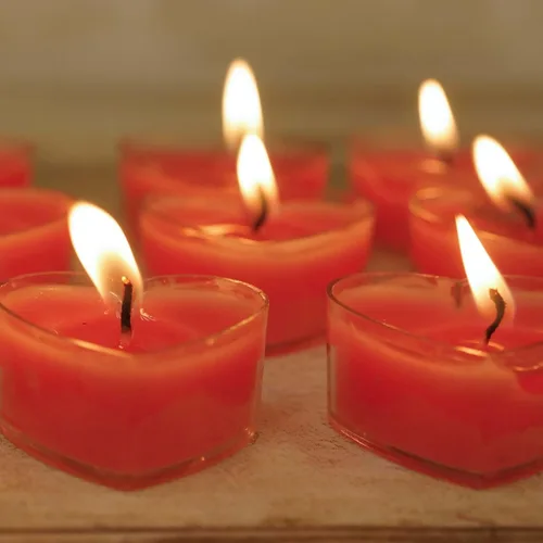 Vista 9 de Efavormart - Paquete de 12 velas de té con forma de corazón rojo para cumpleaños, propuesta, boda, fiesta, compromiso y decoración de mesa Blanco