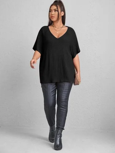Vista 5 de SOLY HUX Camiseta de manga corta con cuello en V para mujer, talla grande, dobladillo dividido, punto gofre, de gran tamaño, casual, holgada