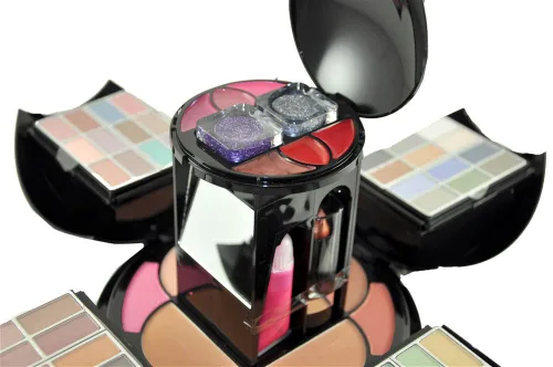 Vista 4 de Lady De Sophisticated Makeup Kit Collection – Mega Color Workshop – Calidad Premium (By Cameo Collection)
