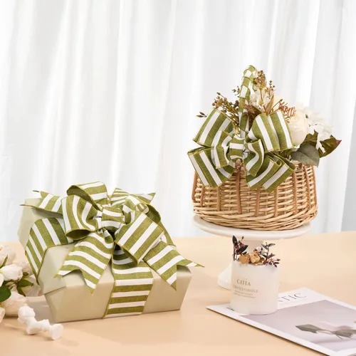 Vista 6 de Cinta Verde Musgo con Alambre de 2.5" Rayas Horizontales Verde Blanco Arpillera Cinta de Árbol de Navidad Cinta Verde Rústica con Alambre de Navidad