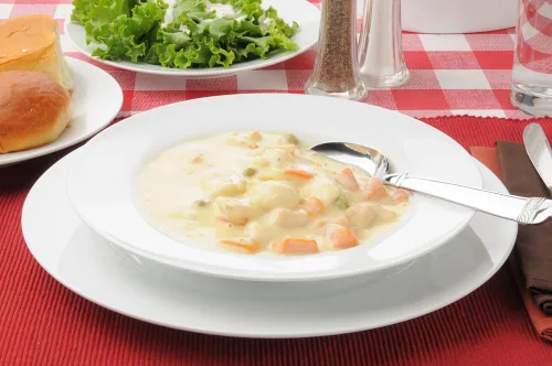 Vista 3 de Una mezcla sobre la mezcla de sopa de pastel de pollo