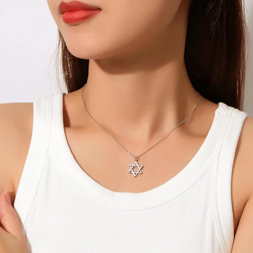 Vista 2 de Lavishe 925 Sterling Silver Matte Brush Star of David Pendant Necklace 18 inch