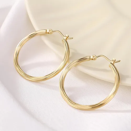 Vista 4 de ToHeart Aretes de aro de oro de 14 quilates para mujer, aretes de aro rectangulares chapados en oro pequeños